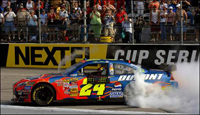 NASCAR: Jeff Gordon wins the Dodge Avenger 500 at Darlington